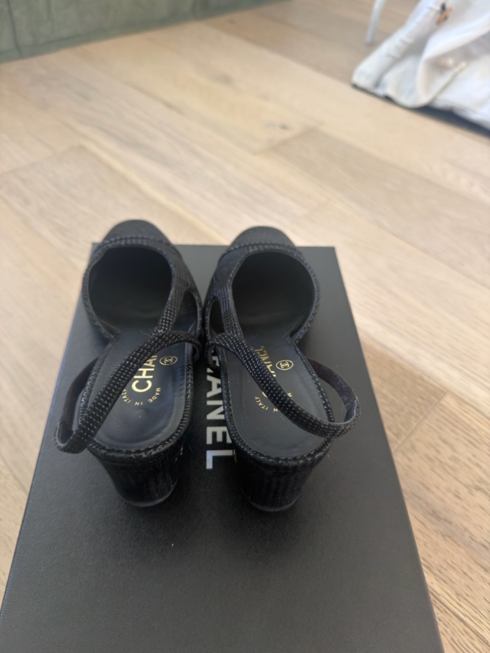 CHANEL Suede Kidskin Cap Toe CC Slingback Pumps 41 Black Gold - Picture 3 of 6